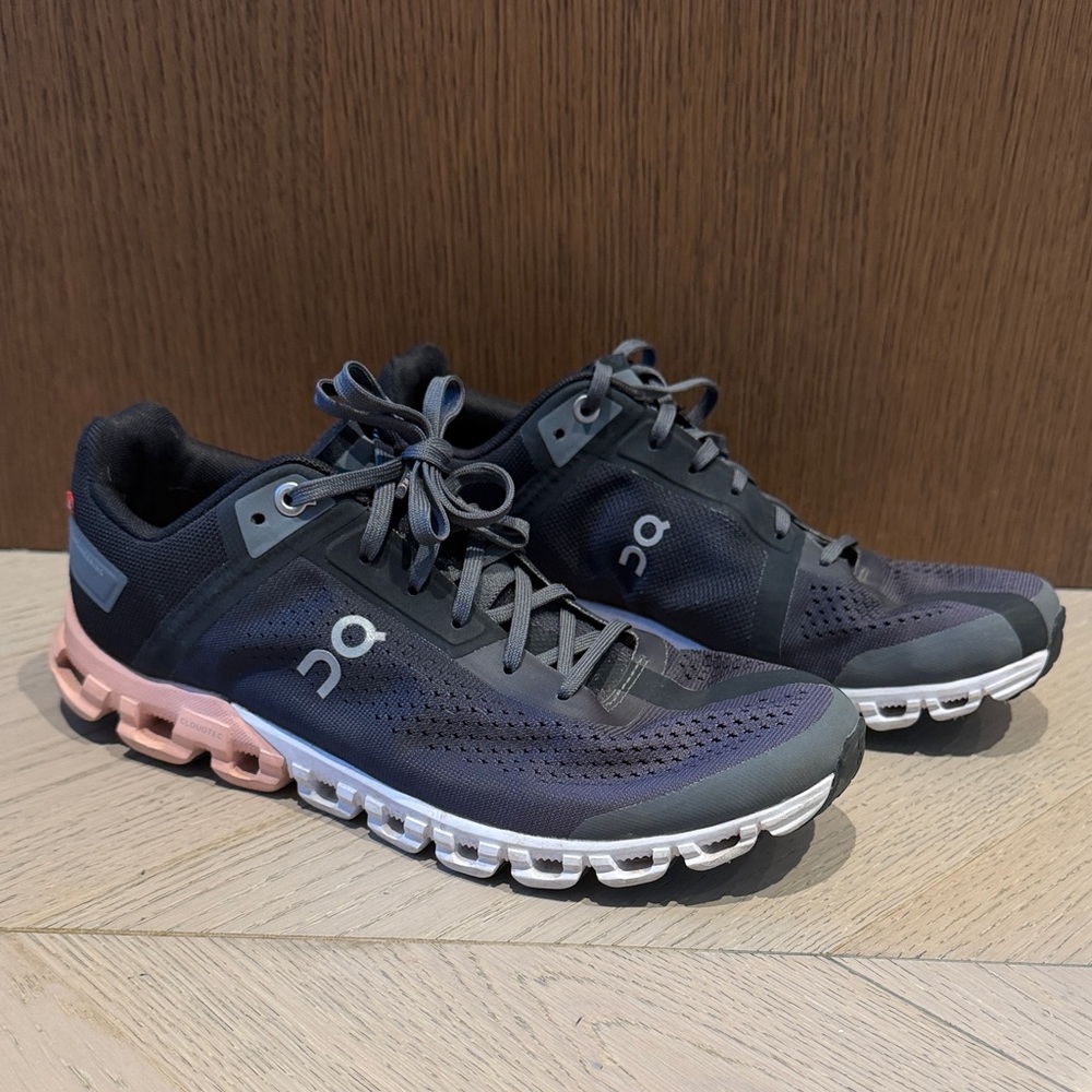 On Running Women's Gray and Pink Shoes